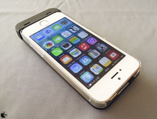 TUNEWEAR eggshell for iPhone 5s/5
