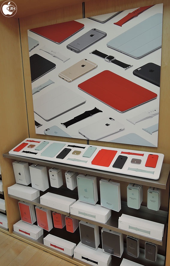 Apple Store、Apple純正アクセサリーの展示を開始 Apple Store Macお宝鑑定団 blog（羅針盤）