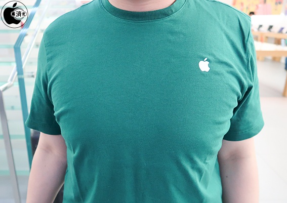 Apple Store、4月22日のアースデイ（2019）に合わせ、スタッフTシャツをグリーンに変更 | Apple Store | Macお