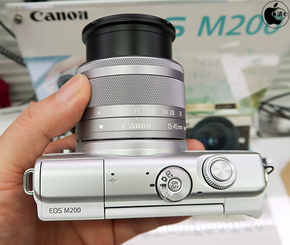 キヤノン、簡単操作で自撮りとSNS共有ができるミラーレスカメラ「EOS M200」を発表 | デジカメ | Macお宝鑑定団 blog（羅針盤）