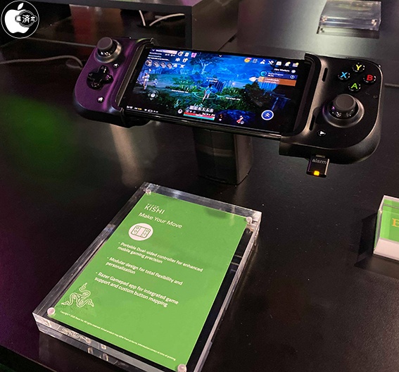 CES2020：Razer、iPhone用Lightning接続ゲームコントローラー「Razer Kishi for iOS」を発表