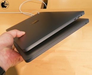 MacBook Pro (13-inch, 2020, Four Thunderbolt 3 Ports)とMacBook Pro (13-inch, 2020, Two Thunderbolt 3 Ports)