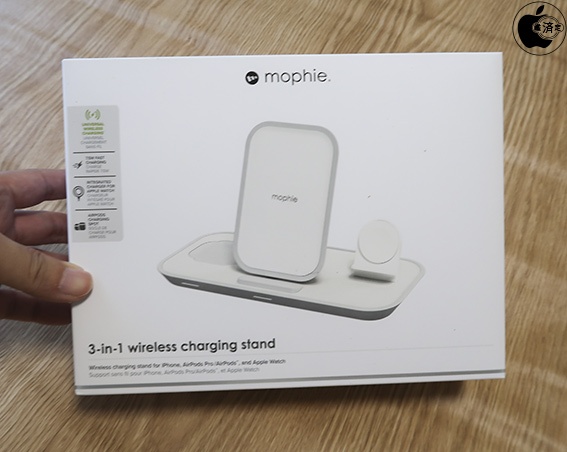 Apple Store、mophieのワイヤレス充電台「mophie 3-in-1 Wireless 