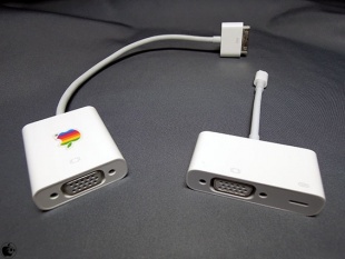 Apple 30ピン - VGAアダプタ/Lightning - VGAアダプタ