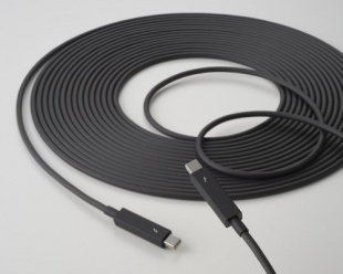 Thunderbolt光ケーブル