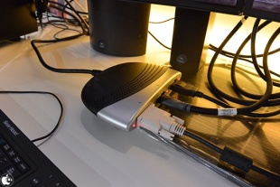 DisplayPort Multi-Stream Translation HUB