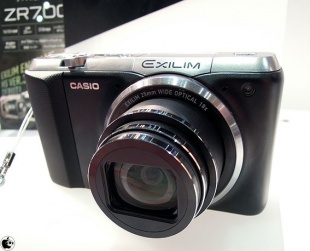EXILIM EX-ZR700