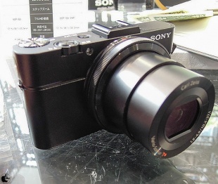 Cyber-shot DSC-RX100M2