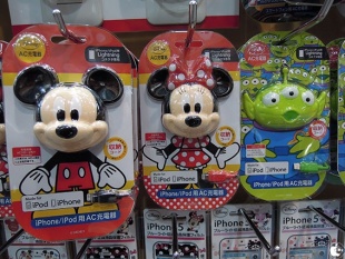 ディズニー Lightning コネクタ専用AC充電器