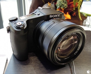 Cyber-shot RX10