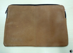 Decoded レザースリムスリーブ