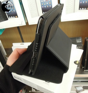 Incase Book Jacket Revolution for iPad