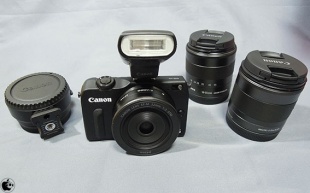 EOS M2・トリプルレンズキット