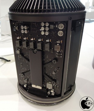 Mac Pro (Late 2013)フラッシュストレージ