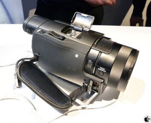 SONY FDR-AX100