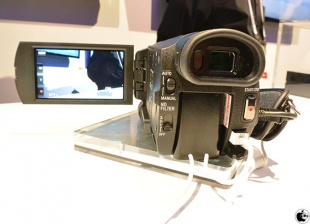SONY FDR-AX100
