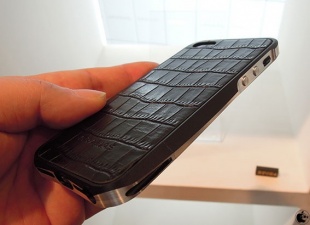 GRAMAS Ergonomics Metal Bumper iPhone5/5S