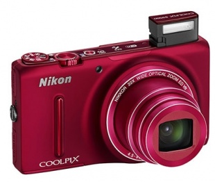 COOLPIX S9500