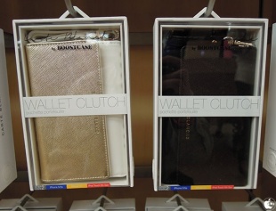 Boostcase Crossbody Wallet Clutch