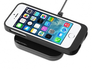 Duracell PowerCase and PowerMat Wireless Charging Pad for iPhone 5s