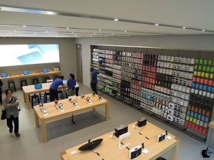 Apple Store, Omotesando 地下フロア