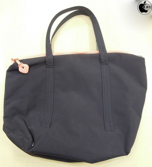 Crumpler 13インチ Wren Handbag for MacBook