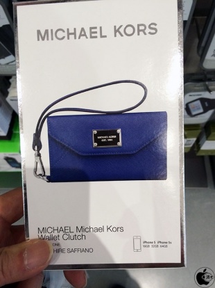 MICHAEL Michael Kors Clutch Wallet Case for iPhone 5