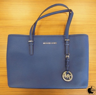 MICHAEL Michael Kors 11" Saffiano Jet Set Travel Tote