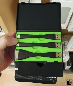 mophie USB Cable Travel Kit