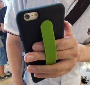 Simplism Silicone Case with Card Pocket & Grip Band for iPhone 6