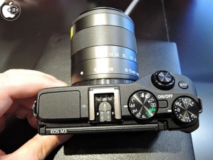 EOS M3