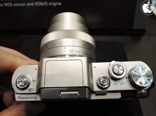 LUMIX GF7