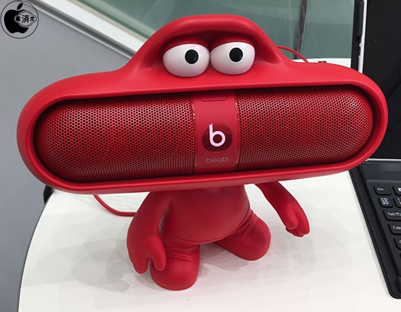 Apple Store、Beats ElectronicsのBeats Pillをキャラクター化した