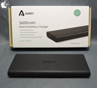 Aukey PB-N30 3600 mAh Slim Portable External Battery Pack with AIPower