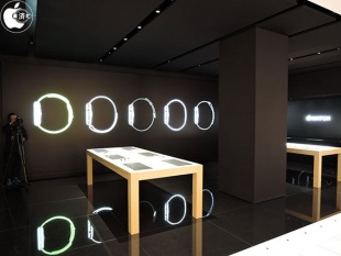 Apple Watch at Isetan Shinjuku