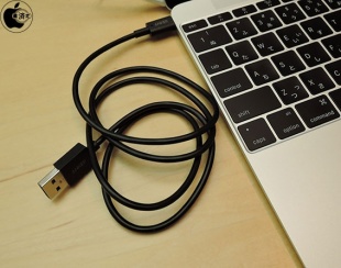 Anker PowerLine USB-C to USB 2.0 ケーブル（1m）