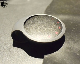 基本的な性能・表示方法は SHINE と同じ