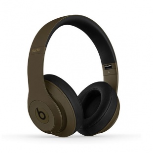 Undefeated × Beats by Dre Studio Headphones