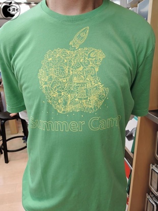 Apple Summer Camp Tシャツ