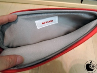 Incase 12" Neoprene Classic Sleeve for MacBook