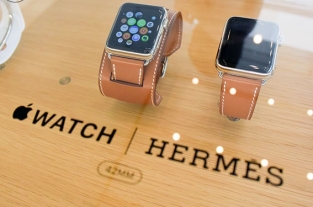 Apple Watch Hermèsの本革アクセサリは、エルメスストアでの専売に