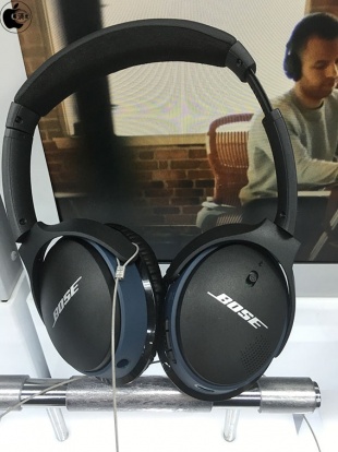 Bose Soundlink Around-Ear Wireless Headphones II