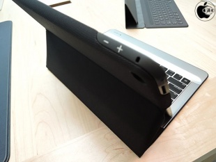 Logicool CREATE Backlit Keyboard Case for 12.9インチiPad Pro