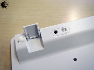 Satechi Bluetooth Wireless Smart Keyboard for Mac