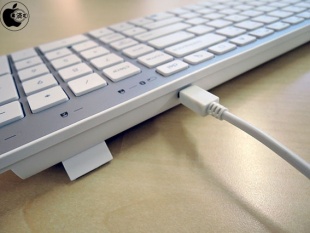 Satechi Bluetooth Wireless Smart Keyboard for Mac