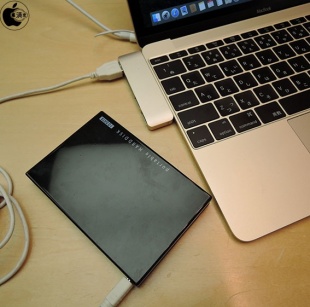 Satechi Type-C USB 3.0 3 in 1 Combo Hub