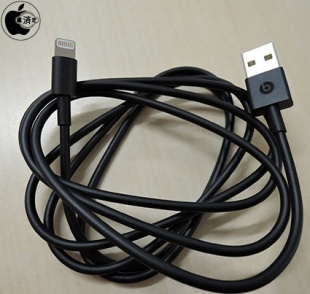 Beats by Dr.Dre Lightning - USBケーブル