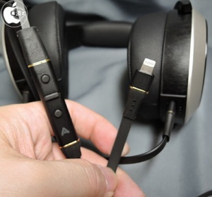 Cipher Lightningケーブル