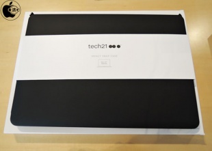 Tech21 Impact Snap Case