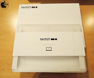 Tech21 Impact Clear Case for MacBook